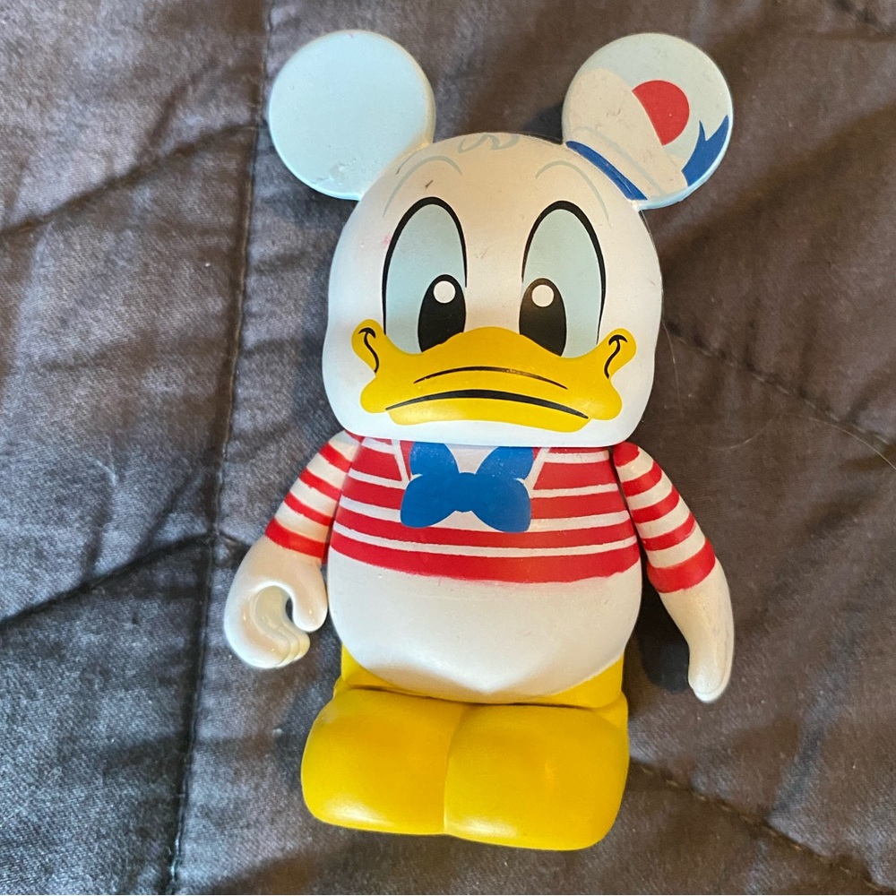 Disney Cruise Line Series
Vinylmation Donald Duck‎ Vinyl
Figure Toy Collectible